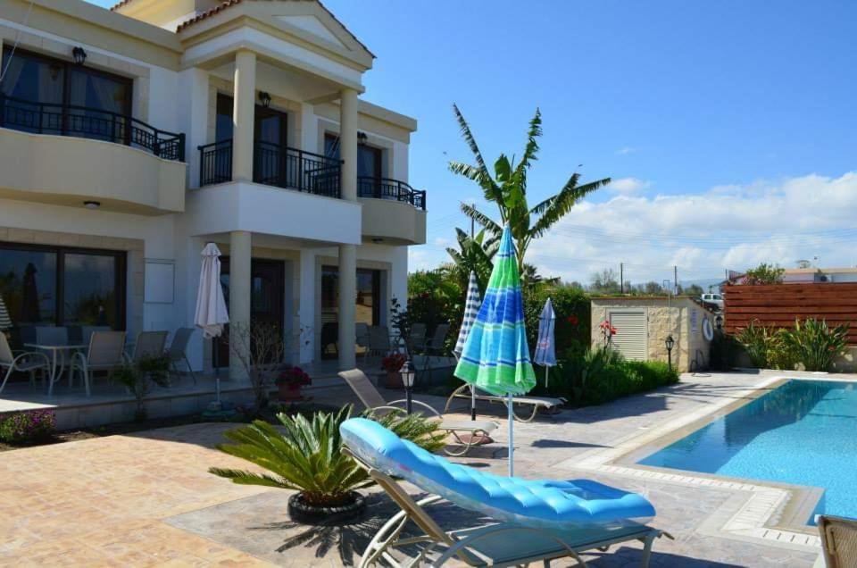 Dora' S Villa アルガカ エクステリア 写真
